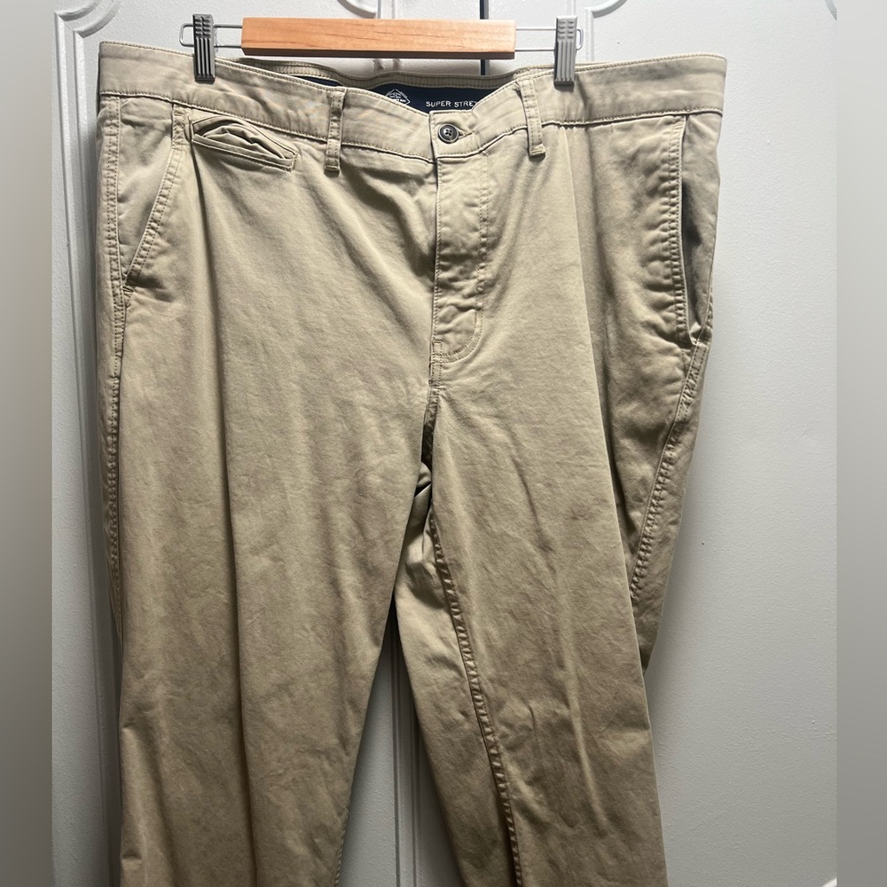 St John’s Bay Men's Tan Pants